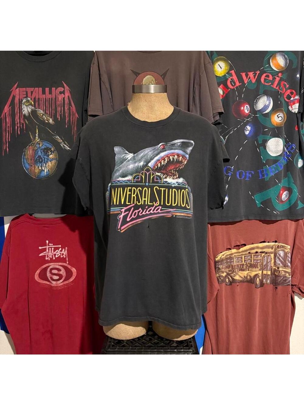 Vintage 1990s Universal Studios Cutoff T-shirt